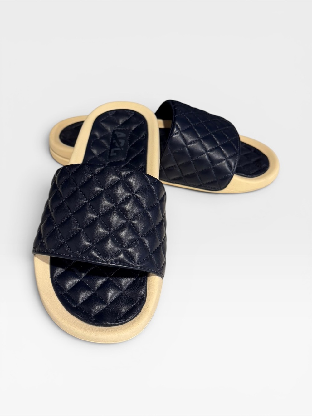 APL Lusso Slides